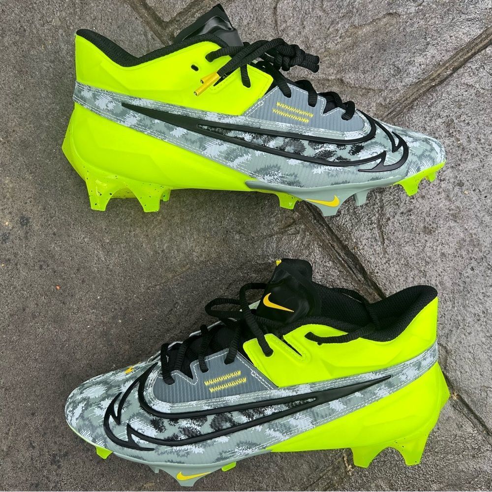 Nike Vapor Edge Elite 360 2 Football Cleats Volt Green FB3347-703 Mens Size 9
